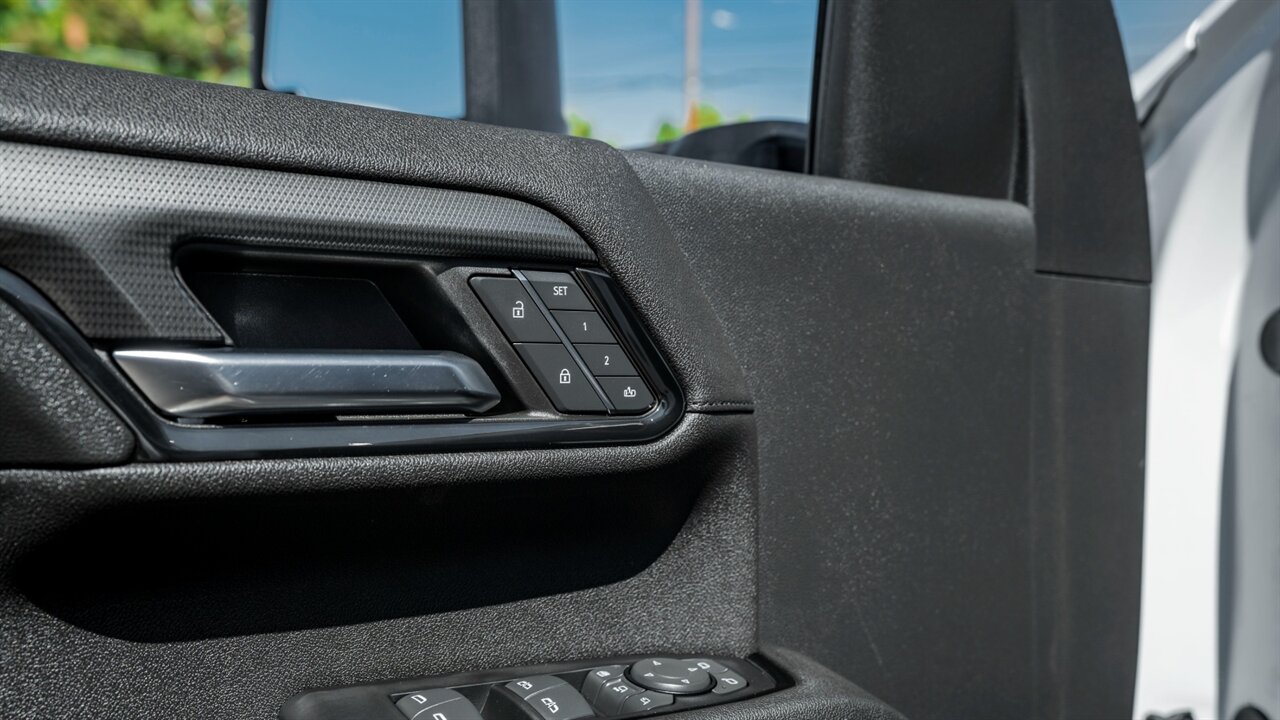 2024 GMC Sierra 2500 AT4 - Photo 23 - Reno, NV 89511