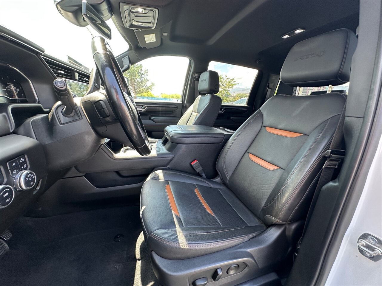 2024 GMC Sierra 2500 AT4 - Photo 9 - Reno, NV 89511