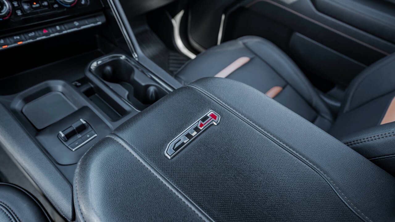 2024 GMC Sierra 2500 AT4 - Photo 36 - Reno, NV 89511