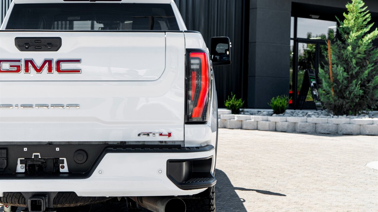 2024 GMC Sierra 2500 AT4 - Photo 13 - Reno, NV 89511