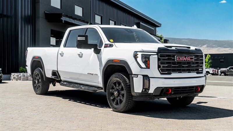 2024 GMC Sierra 2500 AT4  