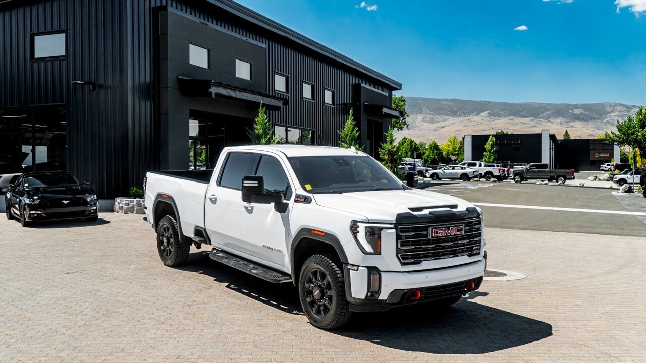 2024 GMC Sierra 2500 AT4 - Photo 7 - Reno, NV 89511