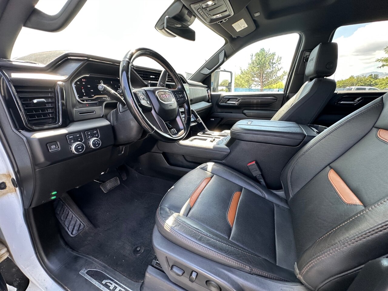 2024 GMC Sierra 2500 AT4 - Photo 10 - Reno, NV 89511