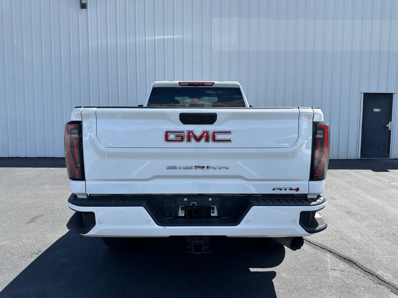 2024 GMC Sierra 2500 AT4 - Photo 6 - Reno, NV 89511