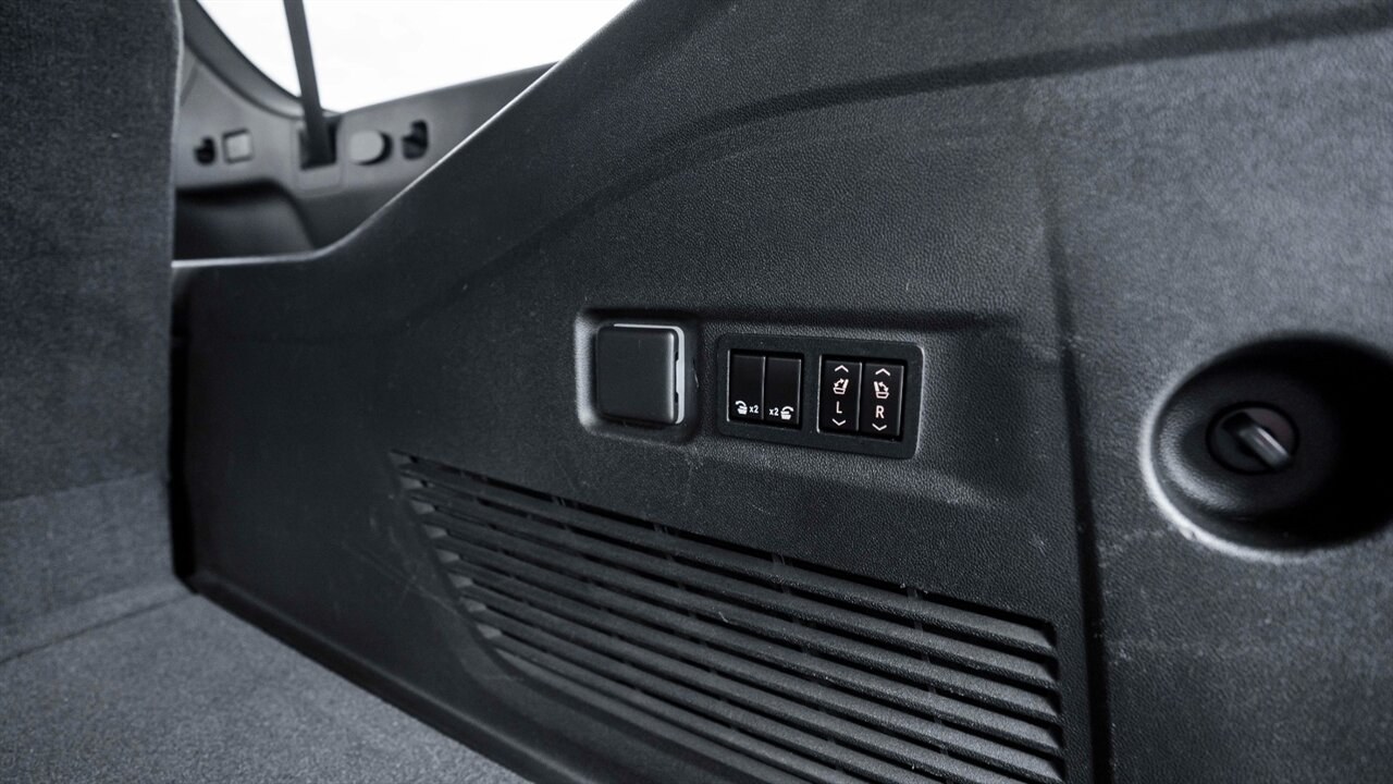 2021 GMC Yukon Denali   - Photo 47 - Reno, NV 89511