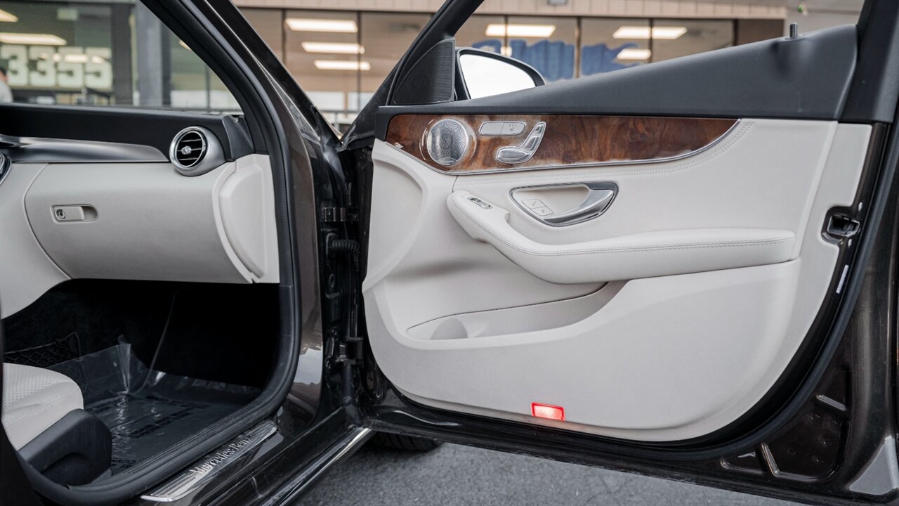 2015 Mercedes-Benz C 300 4MATIC®   - Photo 27 - Reno, NV 89511