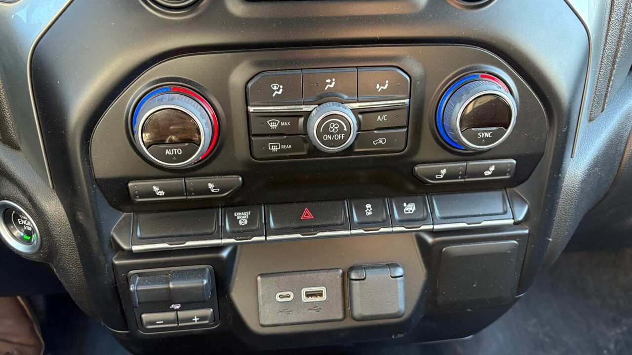 2022 Chevrolet Silverado 3500HD CC LT Flatbed   - Photo 19 - Reno, NV 89511