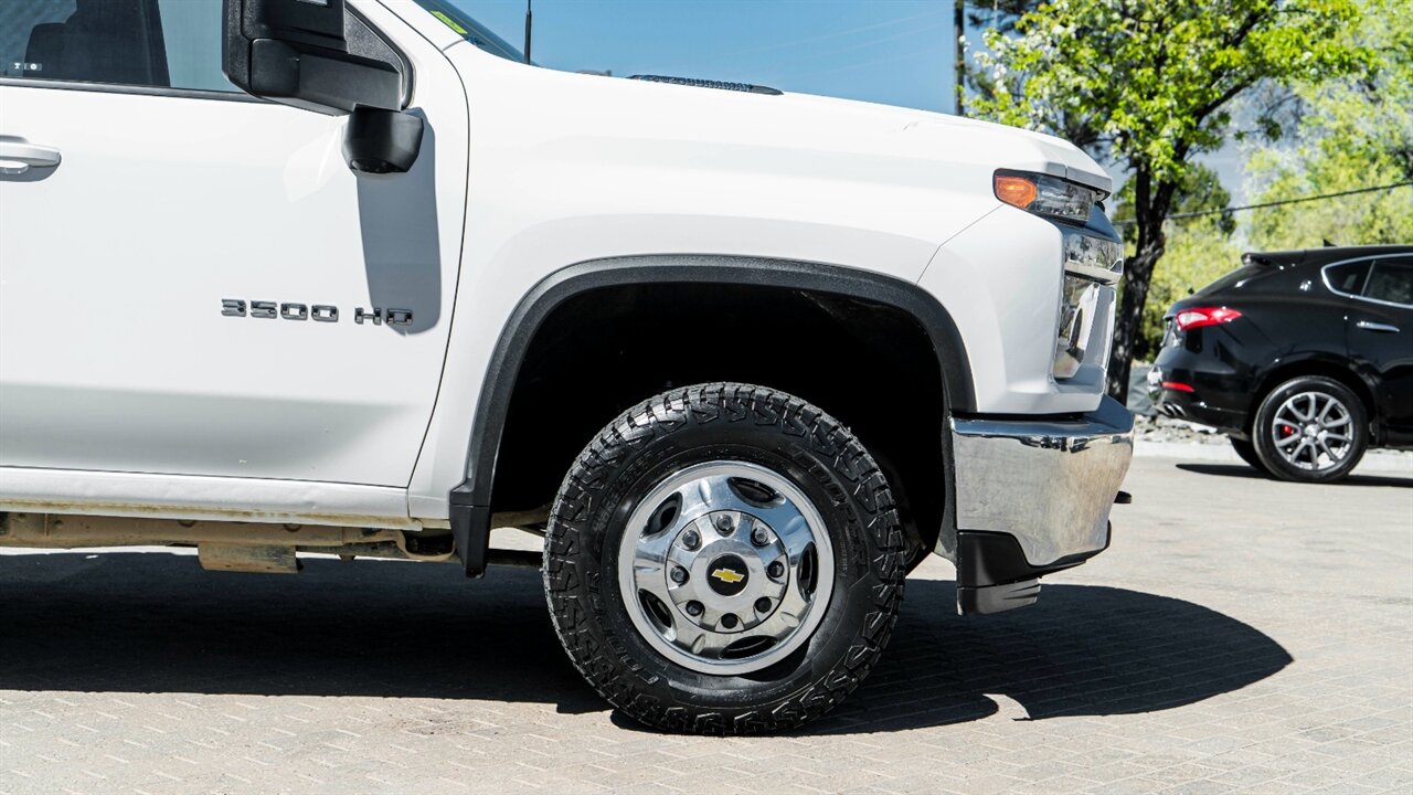 2022 Chevrolet Silverado 3500HD CC LT Flatbed   - Photo 9 - Reno, NV 89511