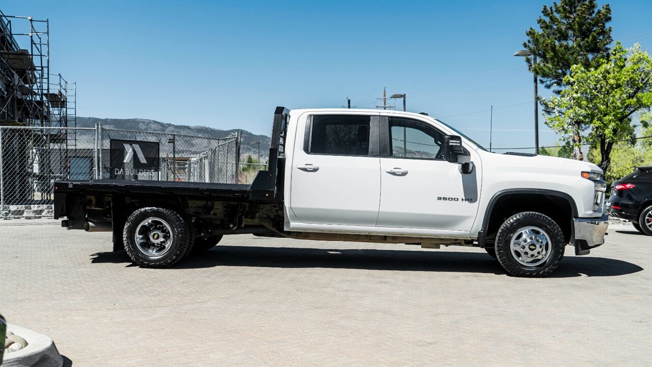 2022 Chevrolet Silverado 3500HD CC LT Flatbed   - Photo 5 - Reno, NV 89511