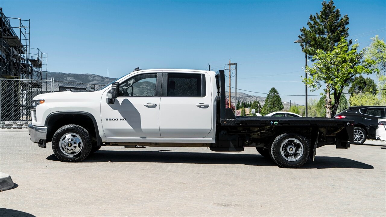 2022 Chevrolet Silverado 3500HD CC LT Flatbed   - Photo 3 - Reno, NV 89511