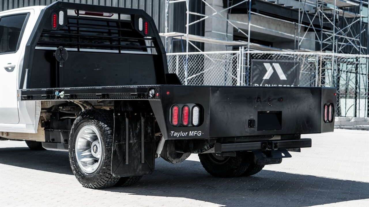 2022 Chevrolet Silverado 3500HD CC LT Flatbed   - Photo 12 - Reno, NV 89511