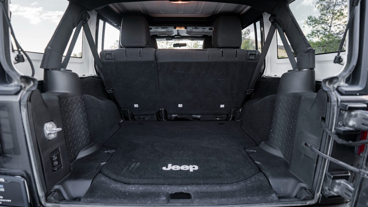 2017 Jeep Wrangler Unlimited Sport   - Photo 32 - Reno, NV 89511