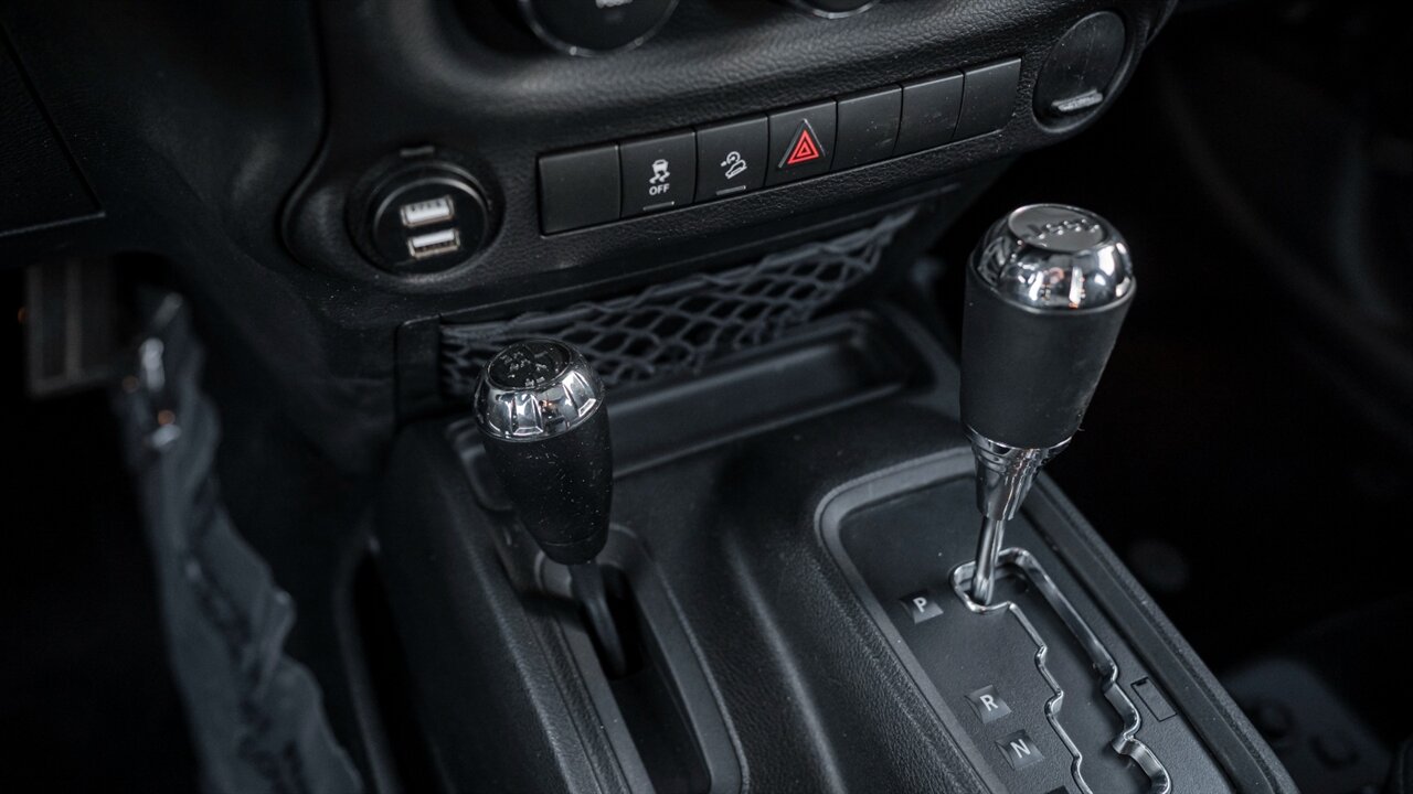 2017 Jeep Wrangler Unlimited Sport   - Photo 27 - Reno, NV 89511