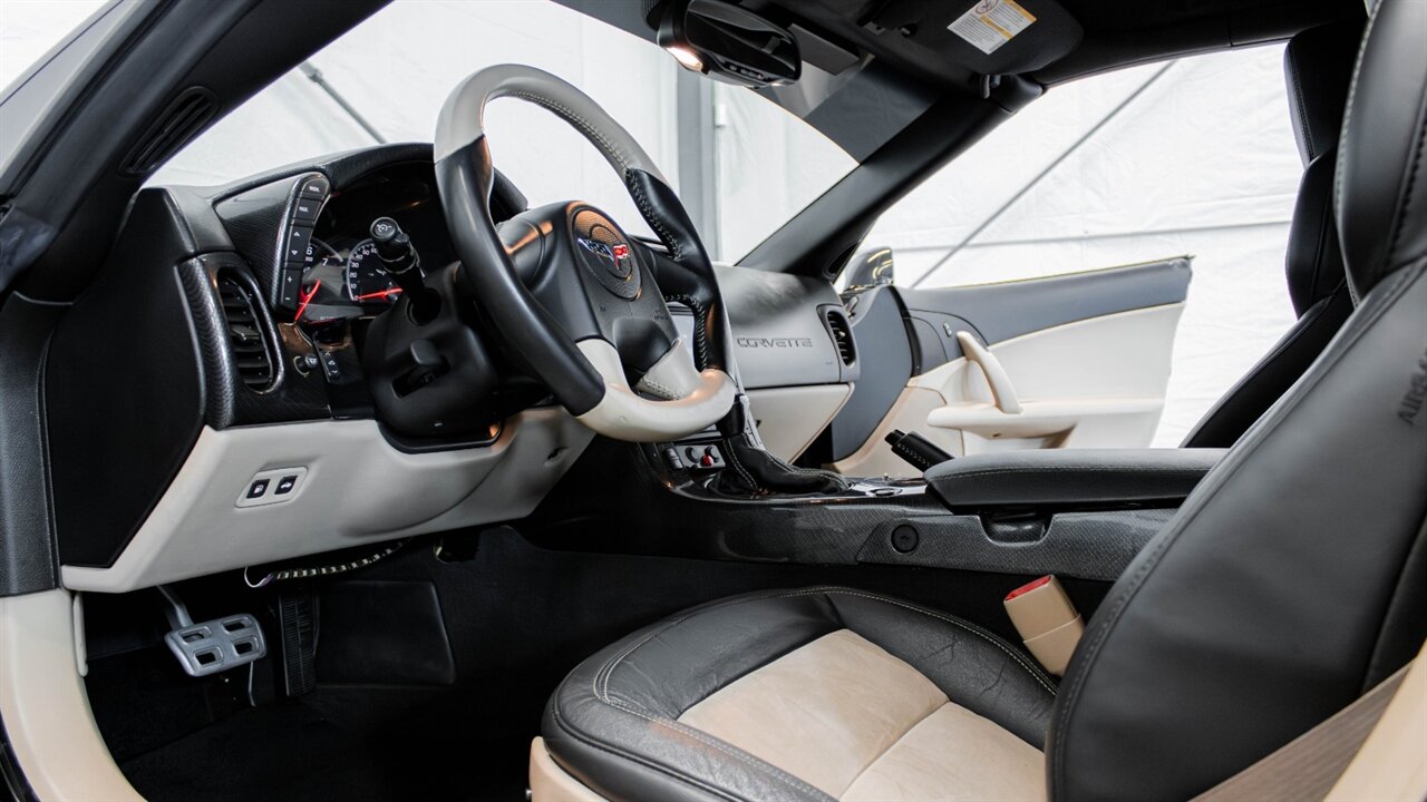 2005 Chevrolet Corvette   - Photo 24 - Reno, NV 89511