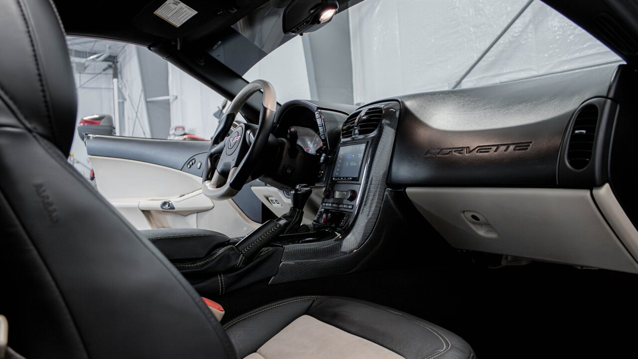 2005 Chevrolet Corvette   - Photo 36 - Reno, NV 89511
