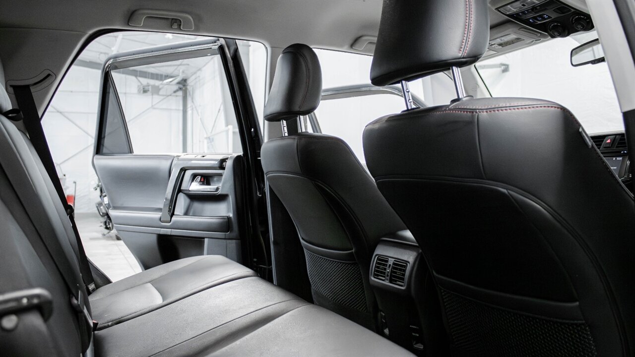 2019 Toyota 4Runner TRD Off-Road Premium   - Photo 33 - Reno, NV 89511