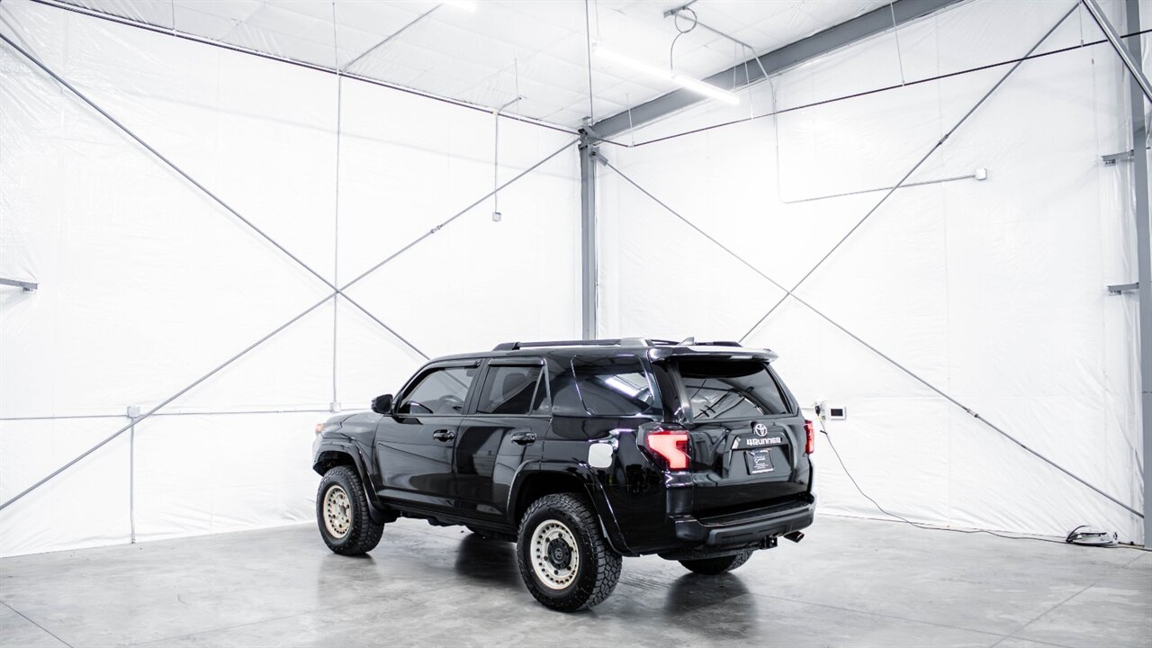 2019 Toyota 4Runner TRD Off-Road Premium   - Photo 8 - Reno, NV 89511