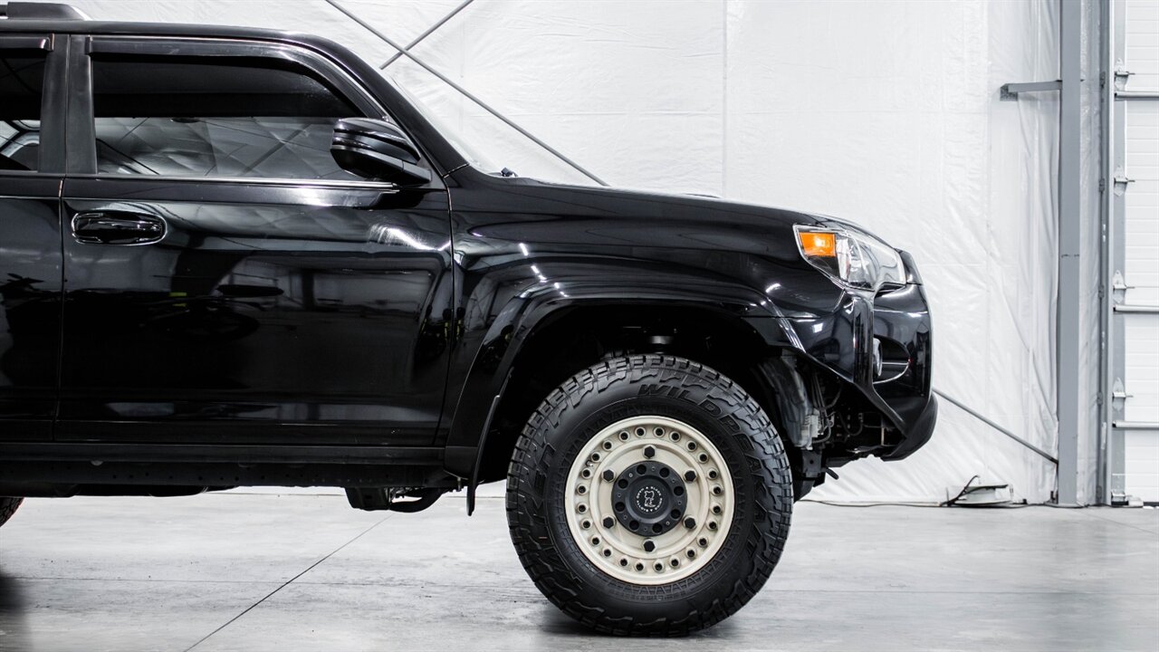 2019 Toyota 4Runner TRD Off-Road Premium   - Photo 10 - Reno, NV 89511