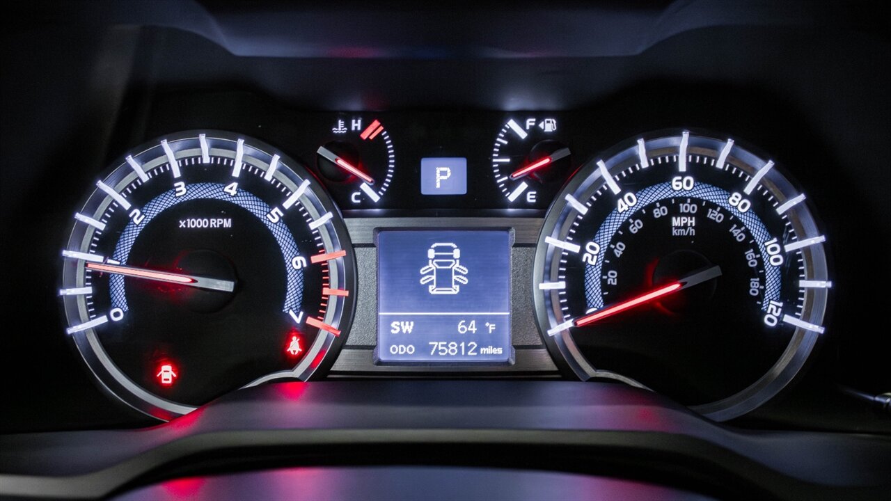 2019 Toyota 4Runner TRD Off-Road Premium   - Photo 22 - Reno, NV 89511