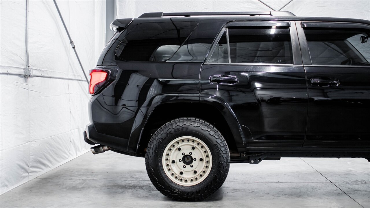2019 Toyota 4Runner TRD Off-Road Premium   - Photo 9 - Reno, NV 89511