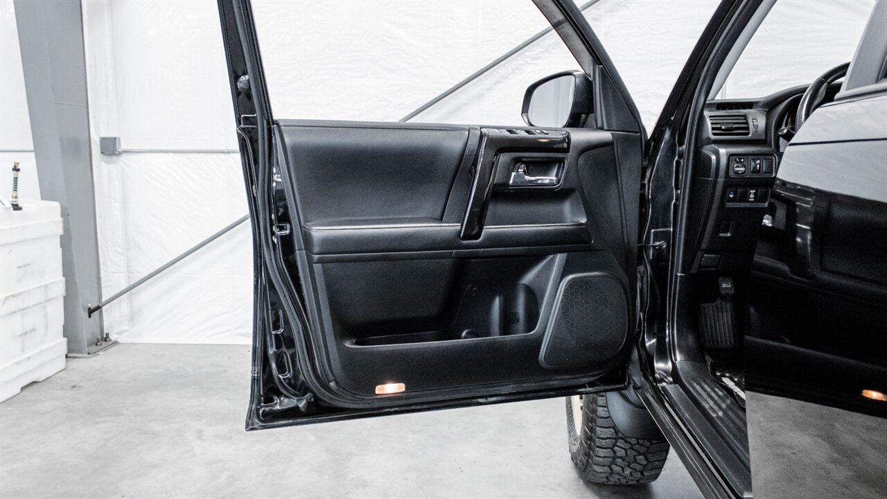 2019 Toyota 4Runner TRD Off-Road Premium   - Photo 31 - Reno, NV 89511