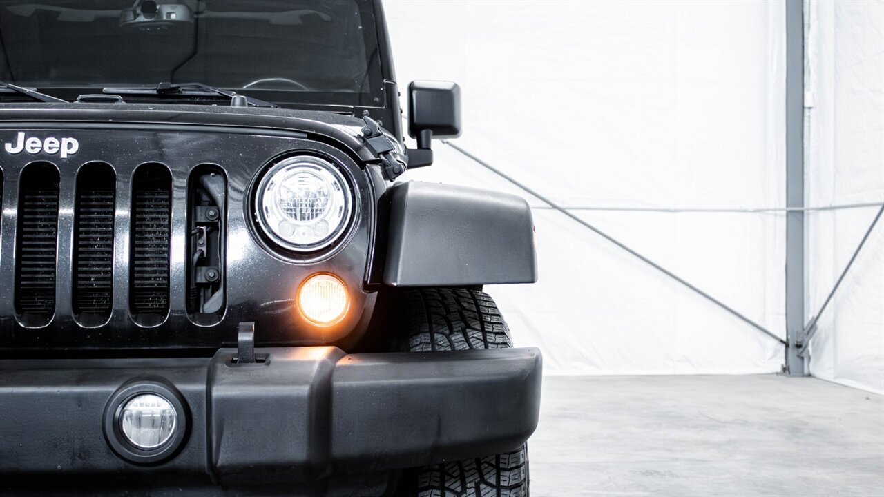 2018 Jeep Wrangler Unlimited Rubicon   - Photo 17 - Reno, NV 89511