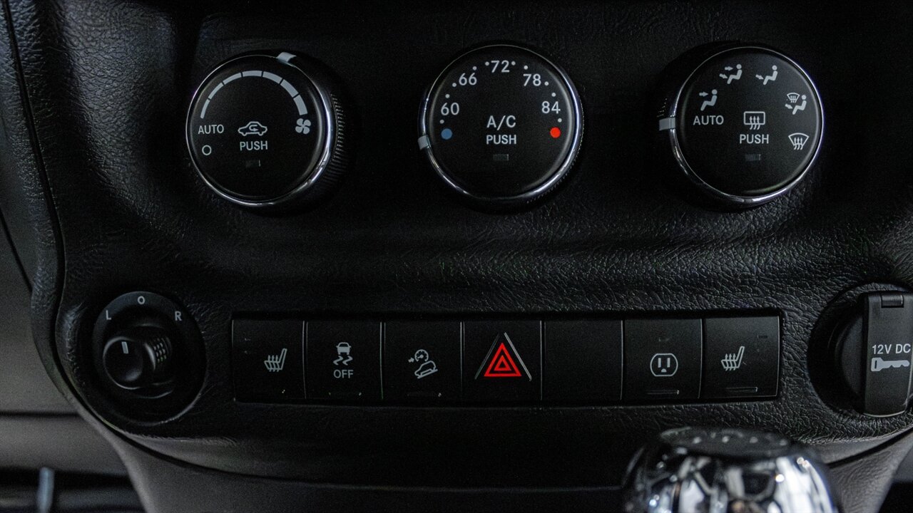 2018 Jeep Wrangler Unlimited Rubicon   - Photo 32 - Reno, NV 89511