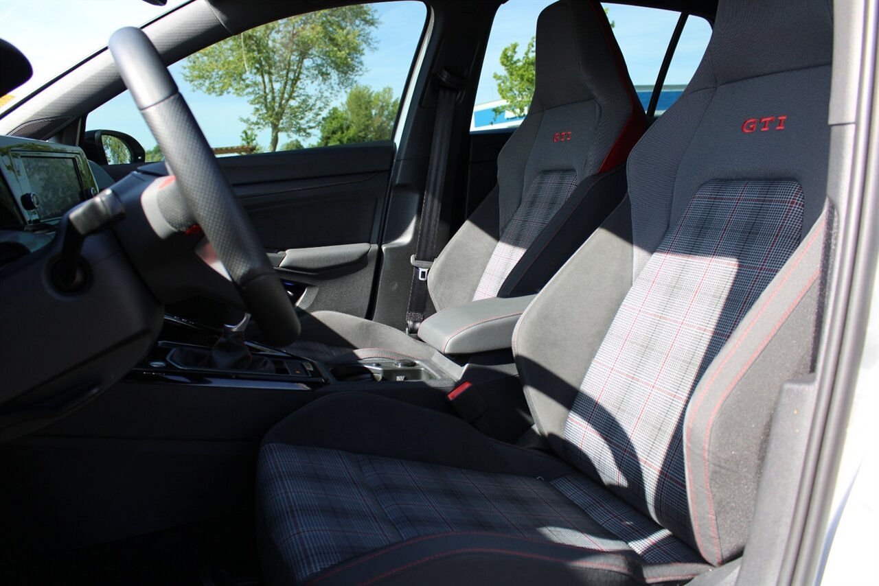2023 Volkswagen Golf GTI 2.0T 40th Anniversary Edition - Photo 31 - Reno, NV 89511