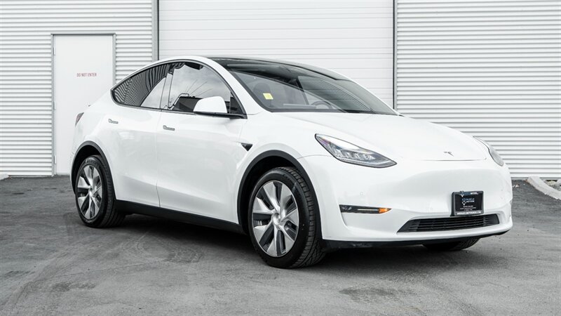 2020 Tesla Model Y Performance's photo