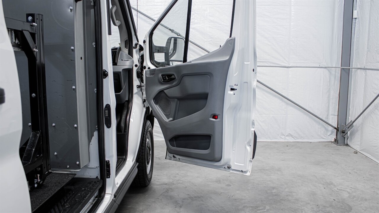 2018 Ford Transit   - Photo 24 - Reno, NV 89511
