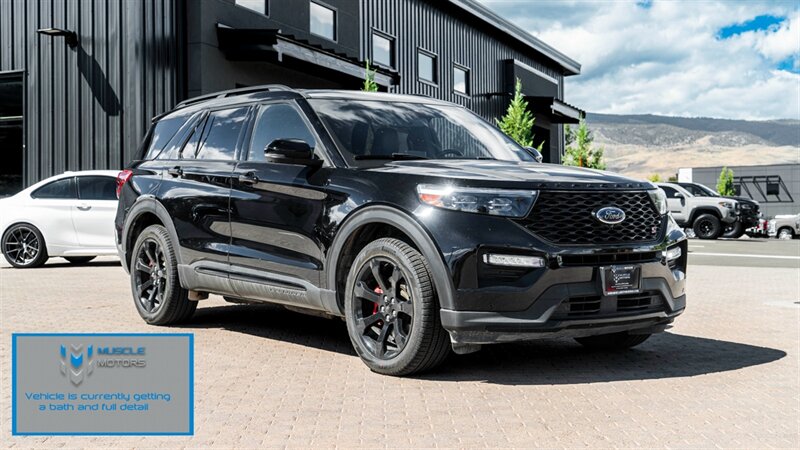 2023 Ford Explorer ST  