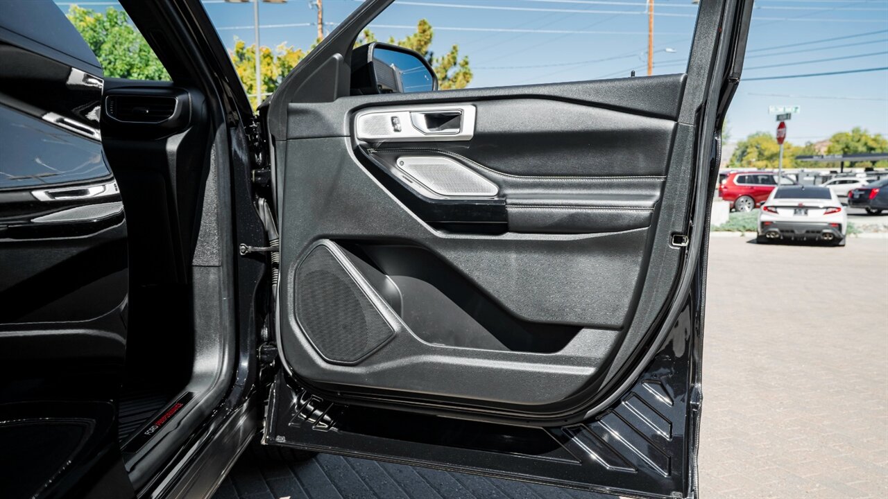 2023 Ford Explorer ST - Photo 39 - Reno, NV 89511