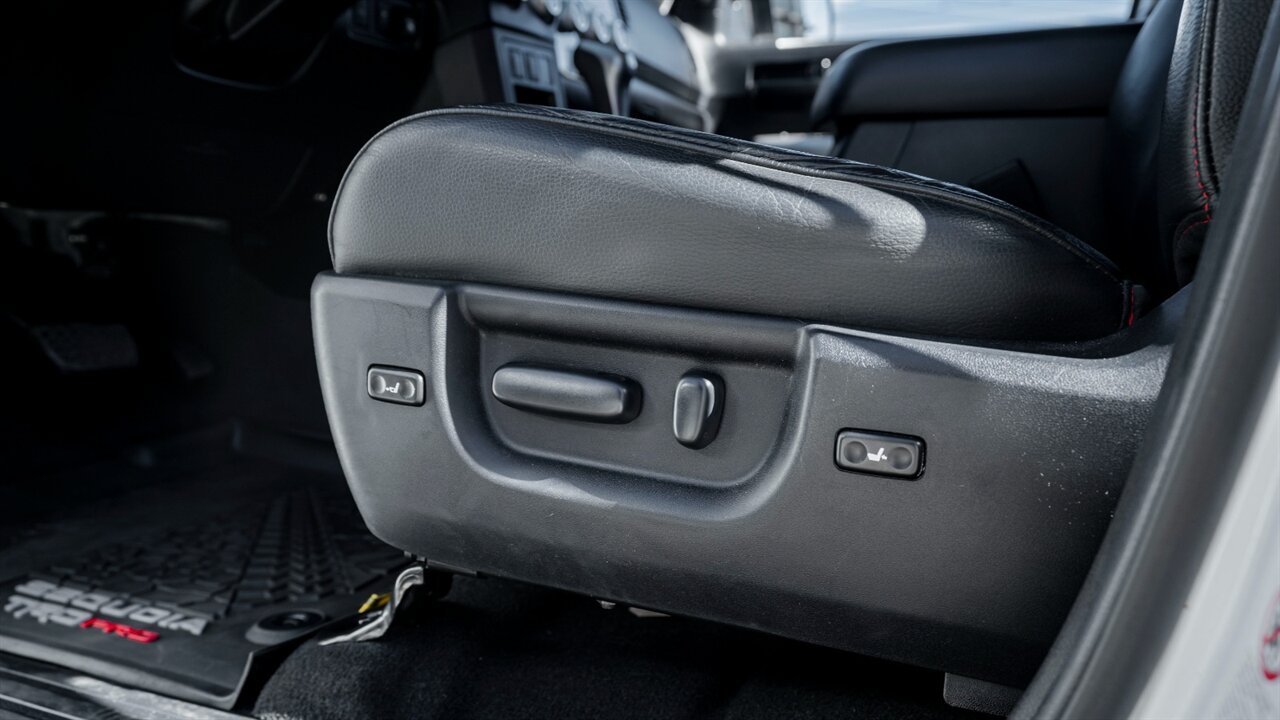 2021 Toyota Sequoia TRD Pro - Photo 26 - Reno, NV 89511