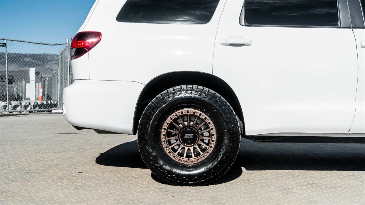 2021 Toyota Sequoia TRD Pro - Photo 11 - Reno, NV 89511