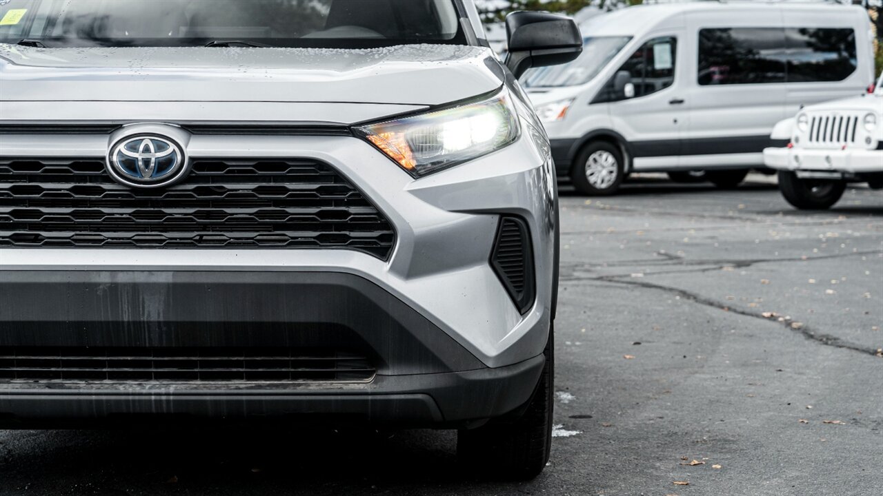 2021 Toyota RAV4 LE - Photo 8 - Reno, NV 89511