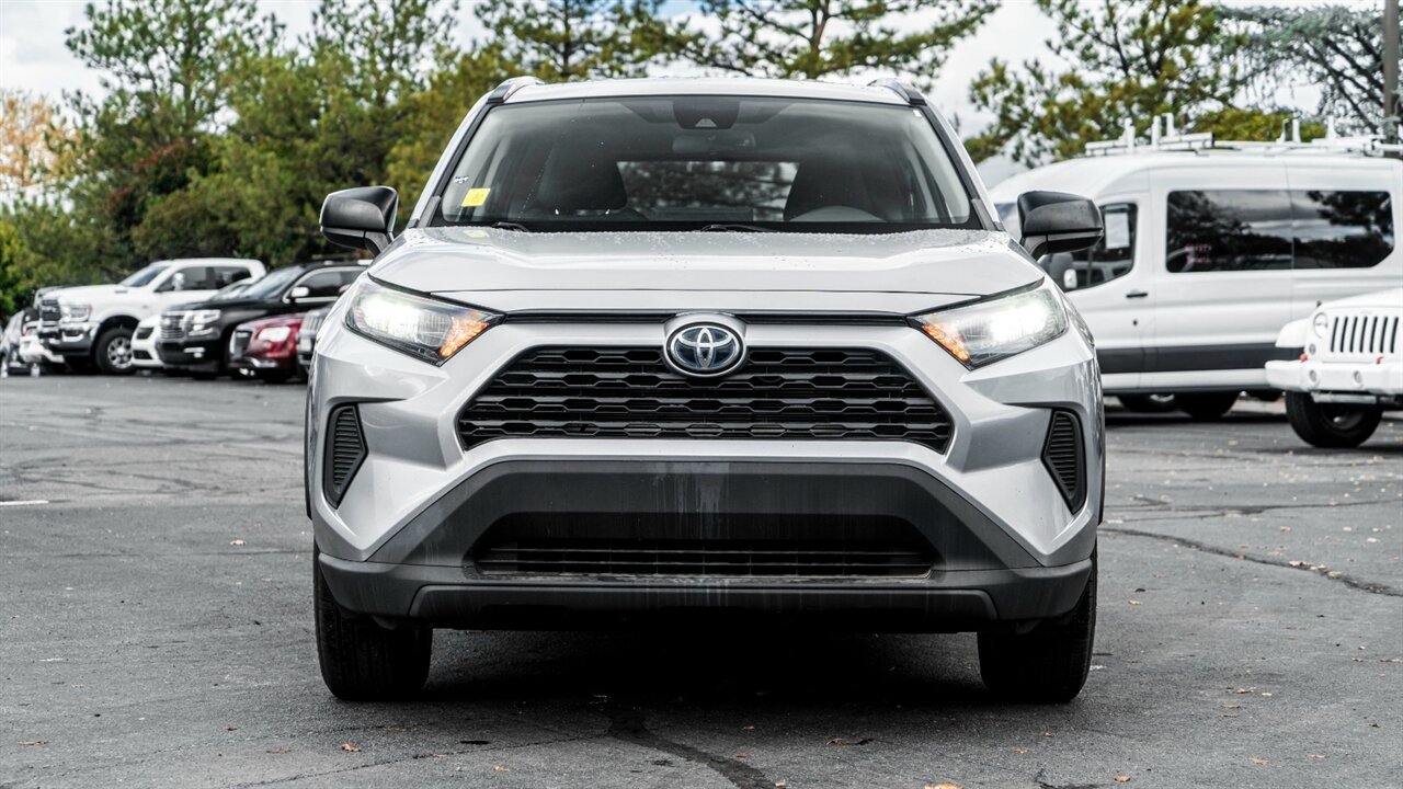 2021 Toyota RAV4 LE - Photo 4 - Reno, NV 89511