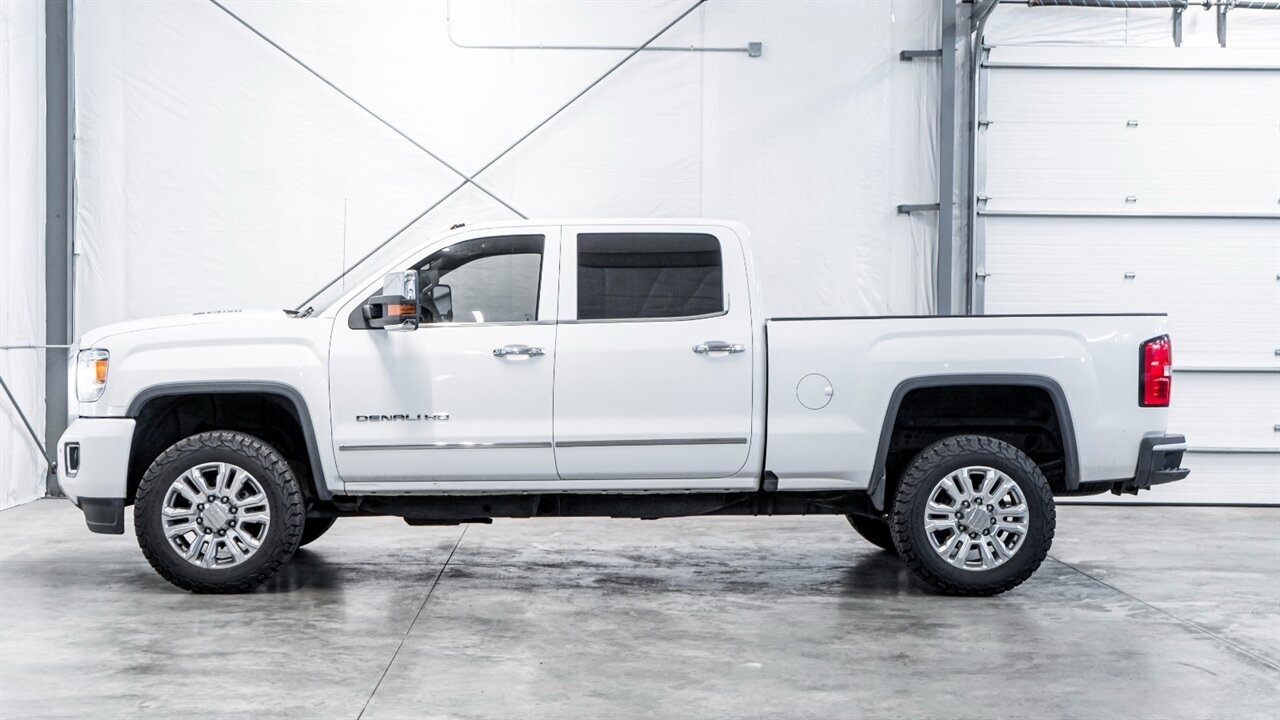 2016 GMC Sierra 2500 Denali   - Photo 3 - Reno, NV 89511