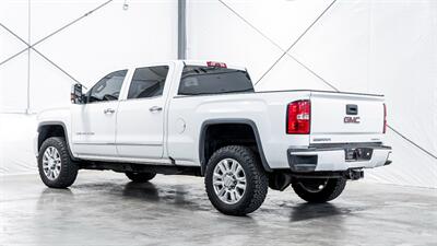 2016 GMC Sierra 2500 Denali  