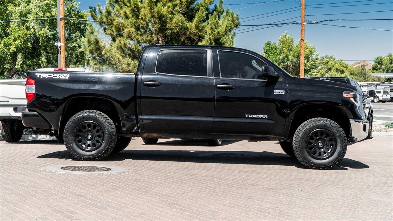 2020 Toyota Tundra SR5   - Photo 5 - Reno, NV 89511