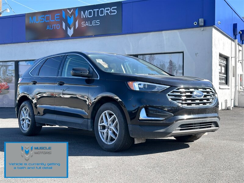 2022 Ford Edge SEL  