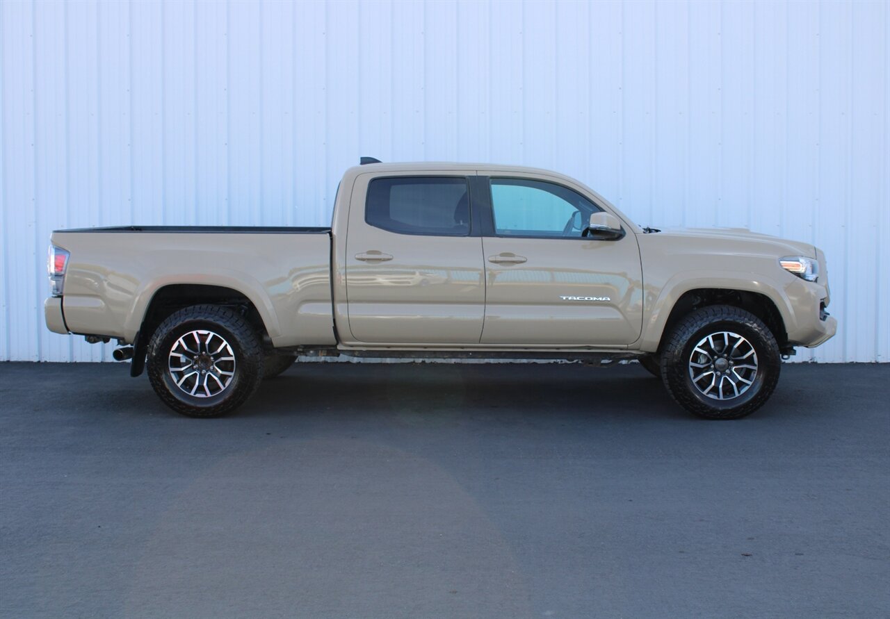 2020 Toyota Tacoma TRD Sport V6 - Photo 8 - Reno, NV 89502