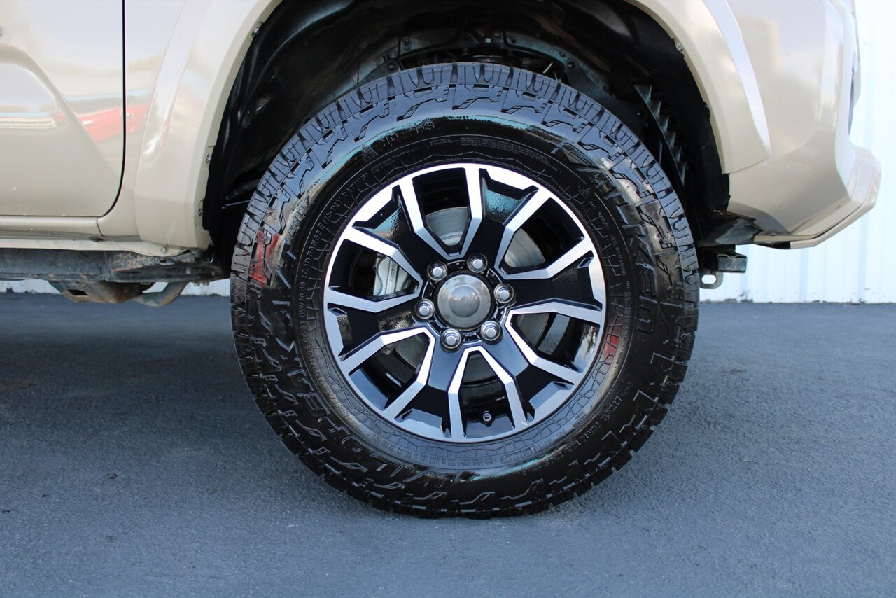 2020 Toyota Tacoma TRD Sport V6 - Photo 7 - Reno, NV 89502