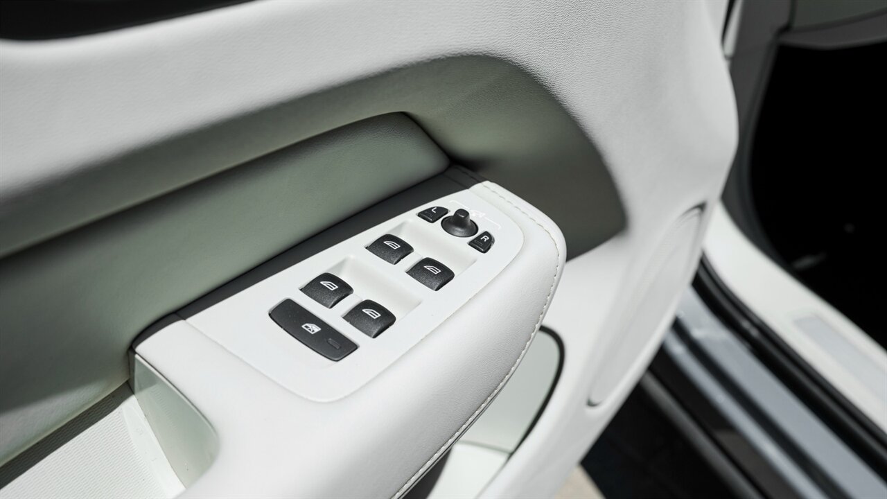 2023 Volvo XC60 B5 Core - Photo 25 - Reno, NV 89511