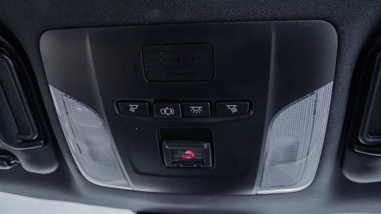 2022 Toyota Corolla SE - Photo 26 - Reno, NV 89511