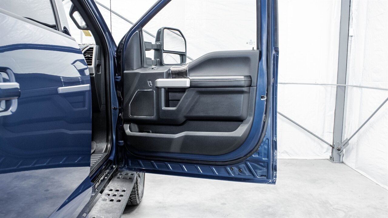 2022 Ford F-250 Super Duty Lariat - Photo 32 - Reno, NV 89511