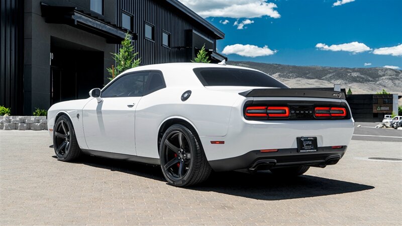 2017 Dodge Challenger SRT Hellcat  