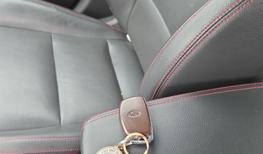 2018 Hyundai ELANTRA Sport - Photo 8 - Reno, NV 89511