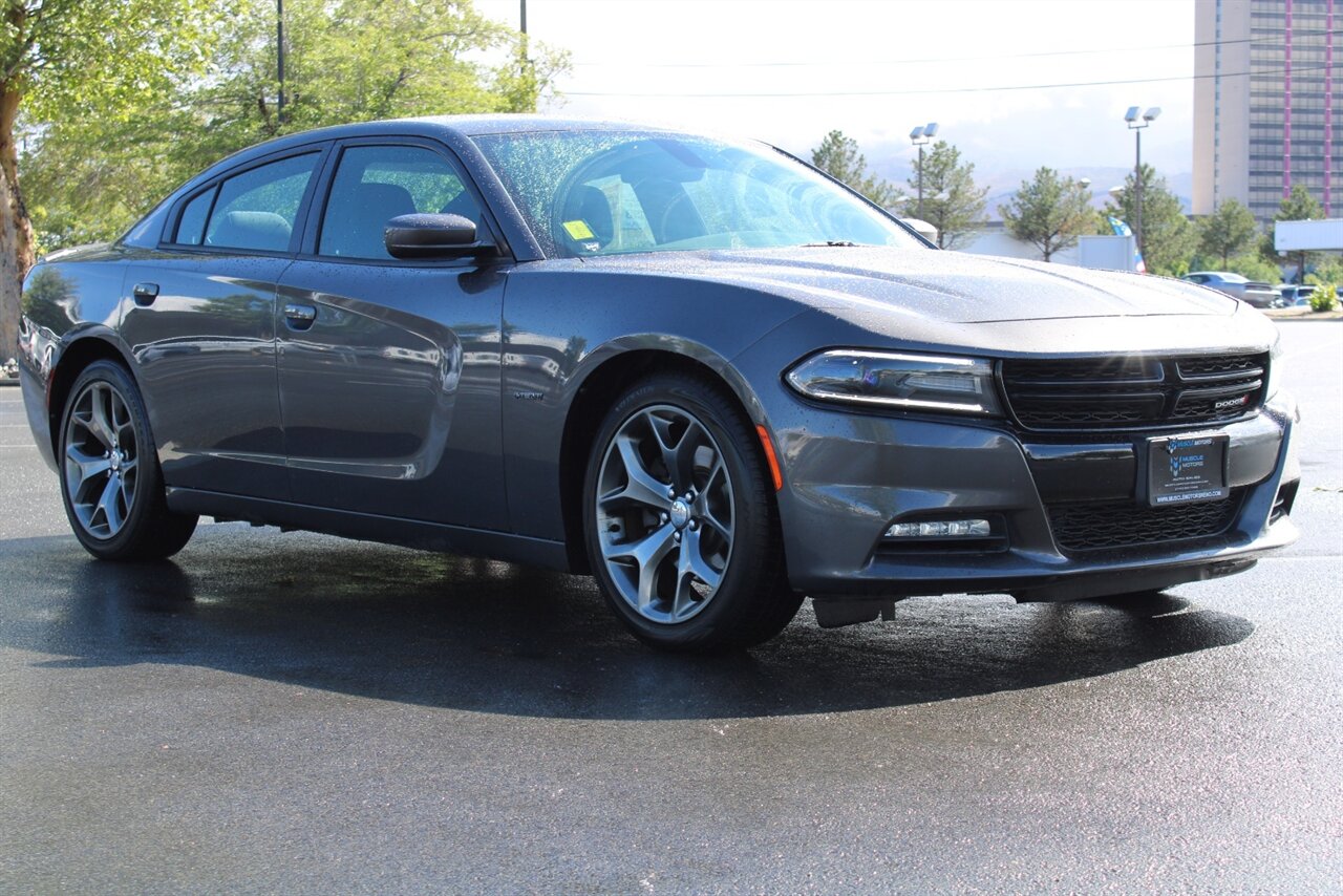 2016 Dodge Charger R/T's photo