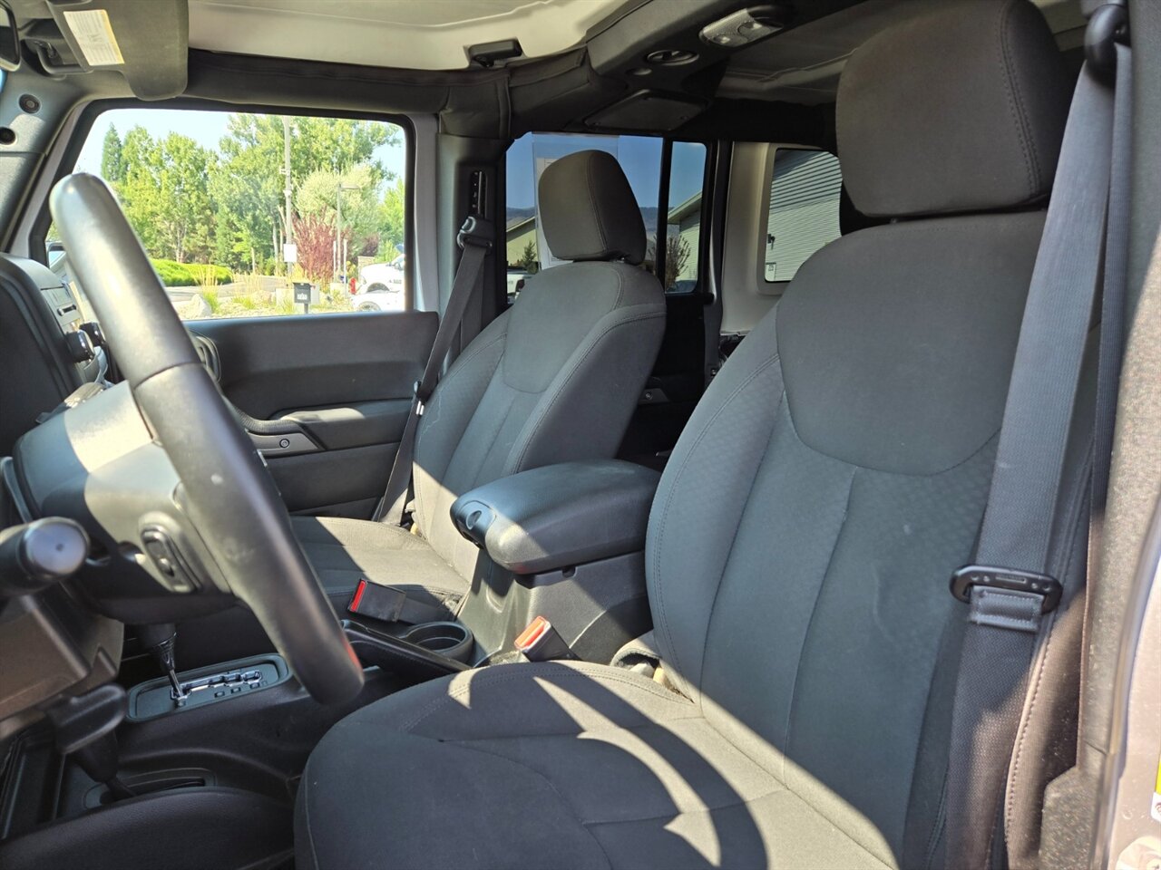 2017 Jeep Wrangler Unlimited Sport   - Photo 13 - Reno, NV 89511
