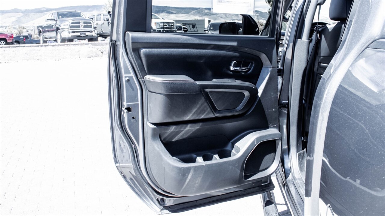 2021 Nissan Titan PRO-4X - Photo 25 - Reno, NV 89511